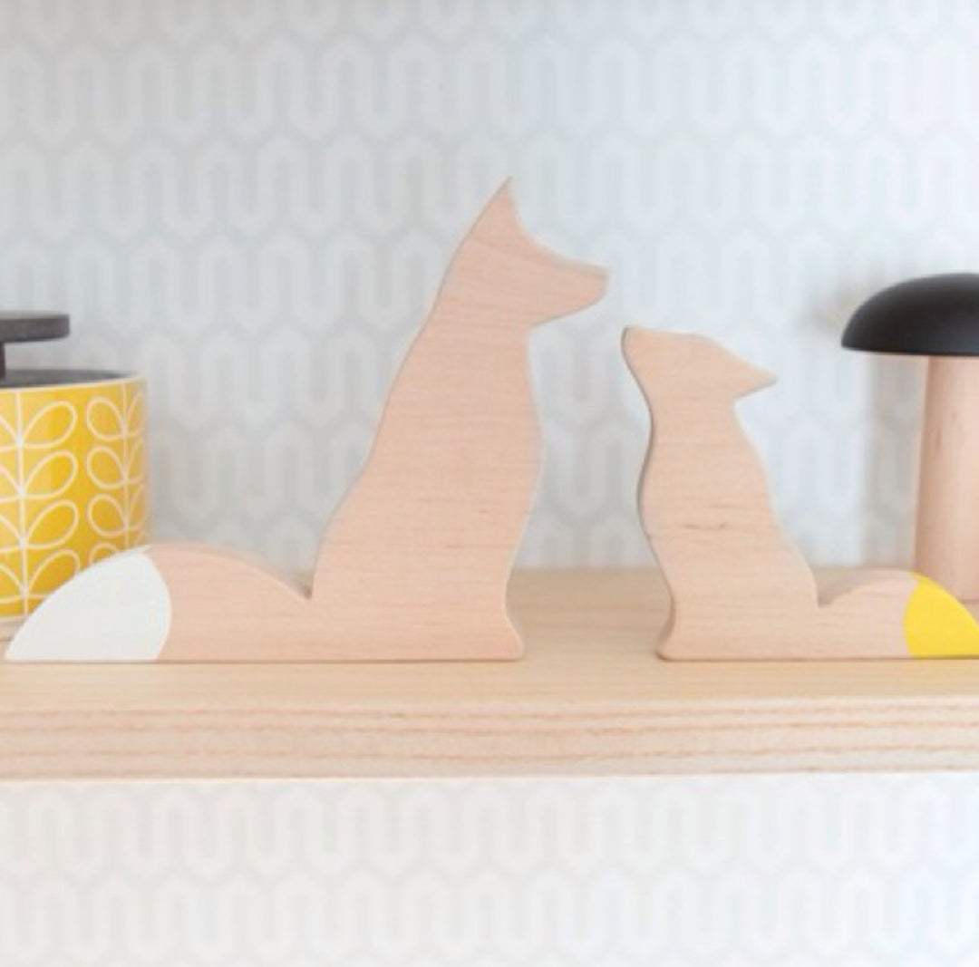 Figurines en bois Foxy"jaune et blanc"
