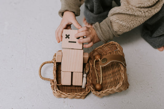 Baby robot en bois