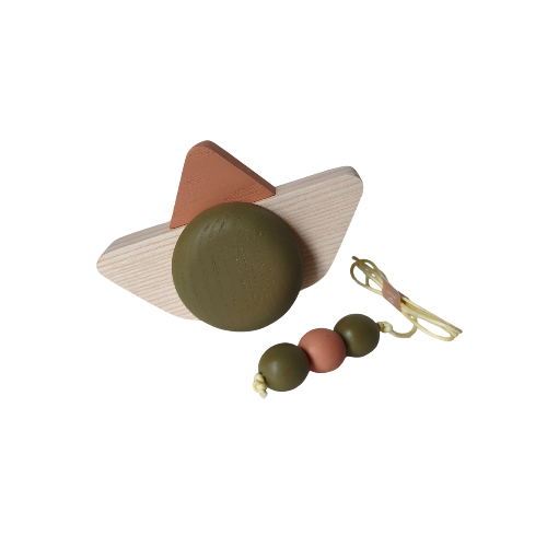 Navire Pull & Go en bois peint