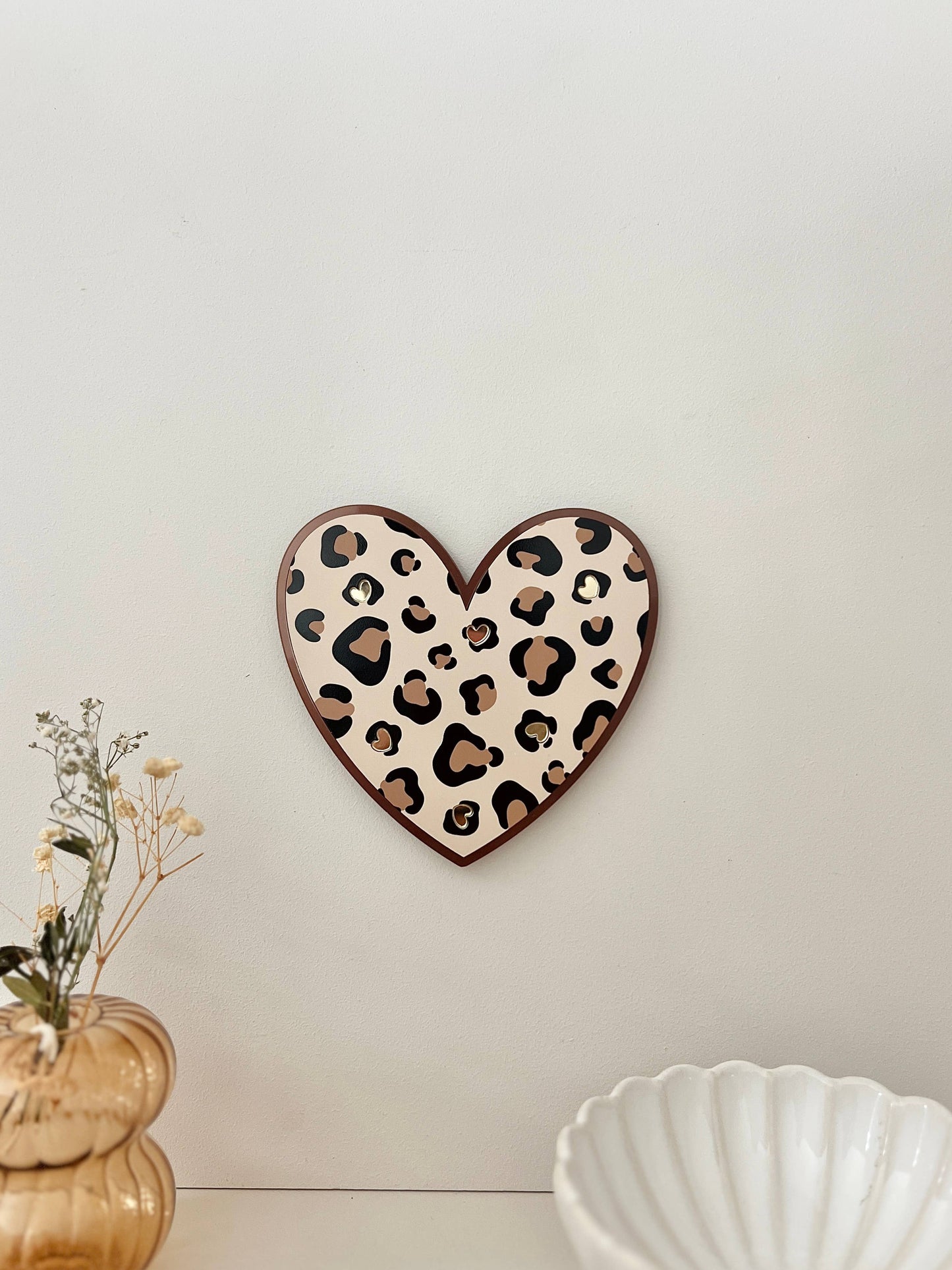 Bijou de mur Joli coeur léopard