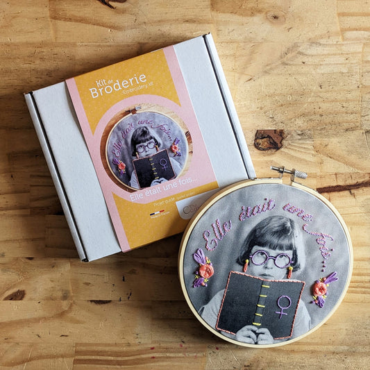Kit de broderie "Elle était une fois ..."